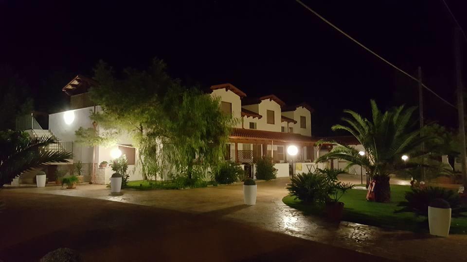 Camping Villaggio Riviera Foce Varano Exteriér fotografie